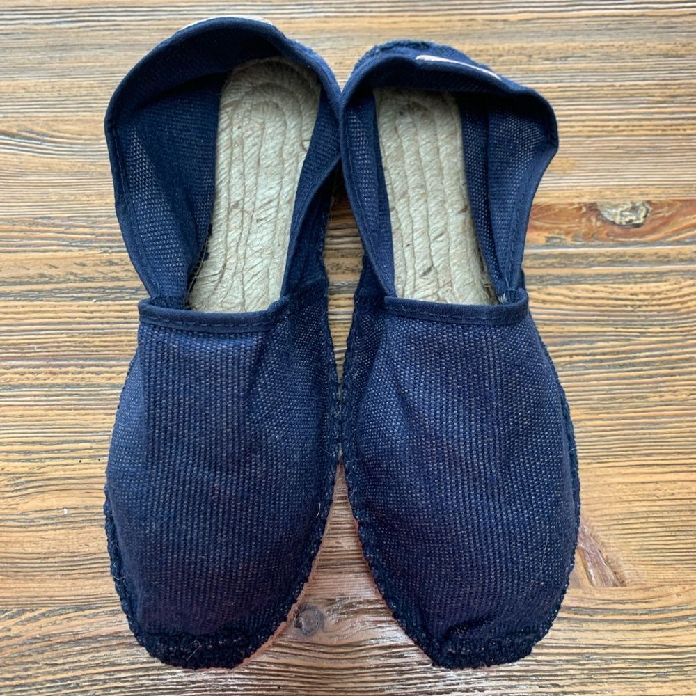NWOT Toni Pons Blue Slip-On espadrilles with Comfort Fit